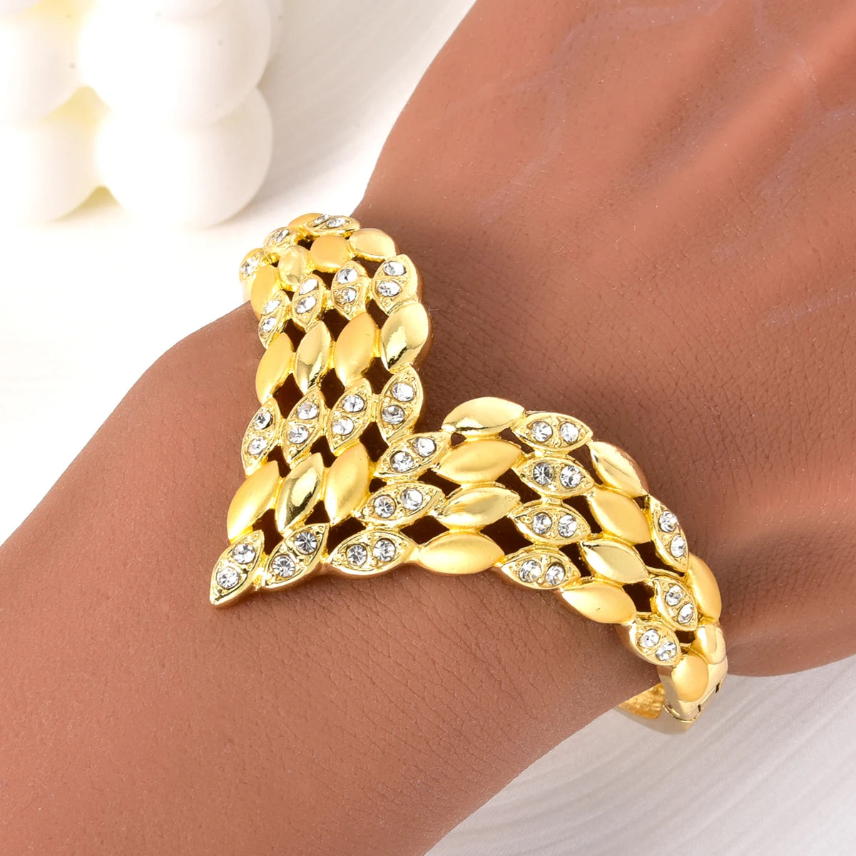 Luxury Gold-Plated 5-Piece Statement Jewelry Set – Necklace, Bracelet, Ring & Earrings