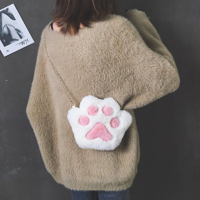 Fluffy cat's paw crossbody bag