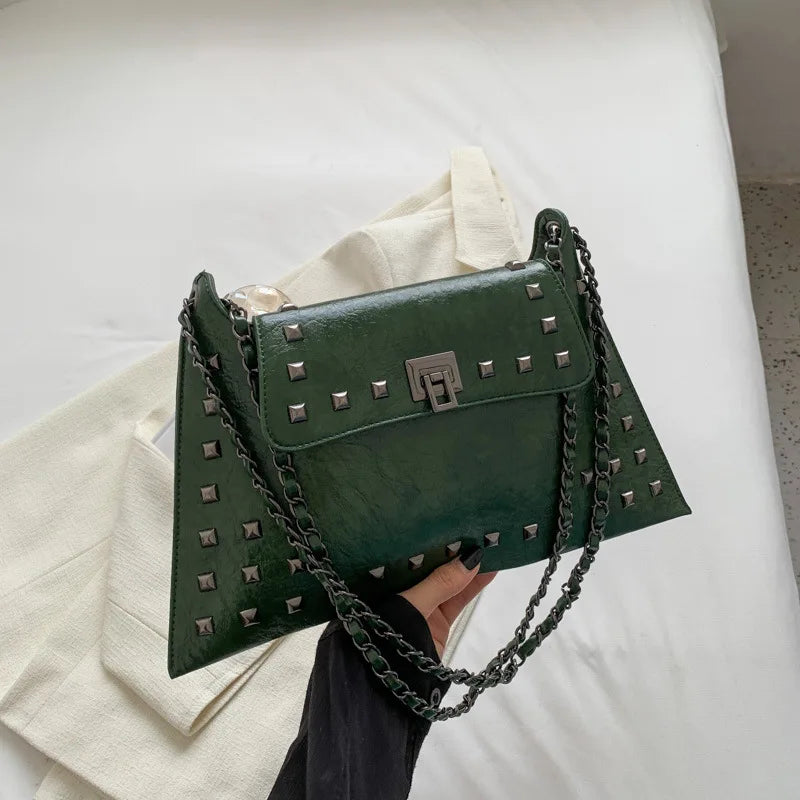 Women's Luxury Designer PU Leather Crossbody Bag Zipper Closure Chain Strap Retro Rivet Messenger Hobo Purse Daily Use