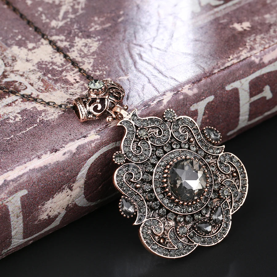 Bohemia Ethnic Necklace For Women Antique Gold Gray Crystal Statement Pendant Necklace Vintage Jewelry 2018 New Style