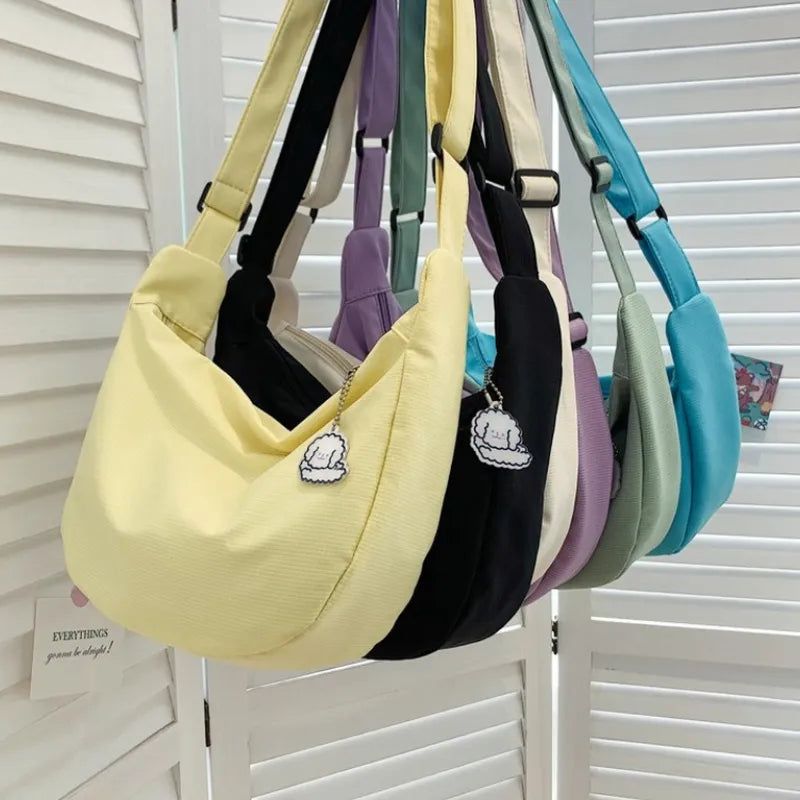 Basic solid color shoulder bag