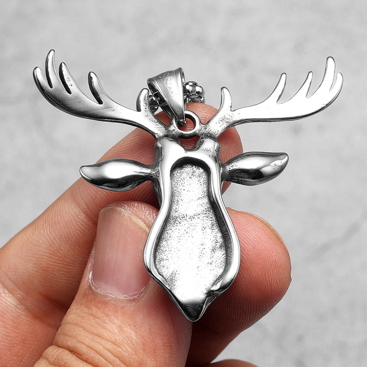 Deer Pendants Men Ancient Reindeer Necklaces 316L Stainless Steel Gem Chain Rock Punk for Friend Male Jewelry Gift Dropshipping