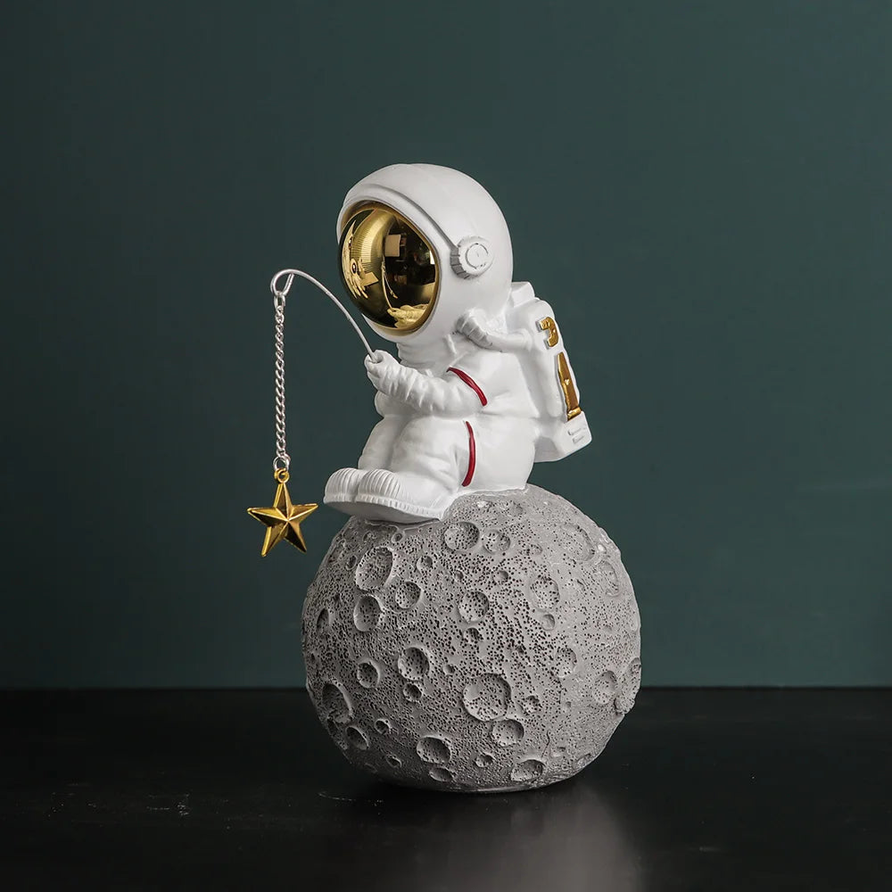 Resin Astronaut Figurines,Spaceman with Moon Sculpture,Decorative Miniatures,Cosmonaut Statues,Fashion Creative Gift,Home Decor