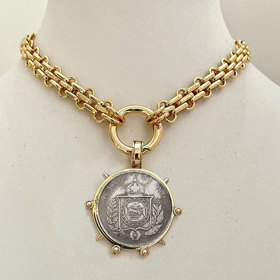 Hyperbole Gothic Cuban Chunky Necklace for Women Vintage Queen Coin Pendant Necklace Statement Hip hop Jewelry