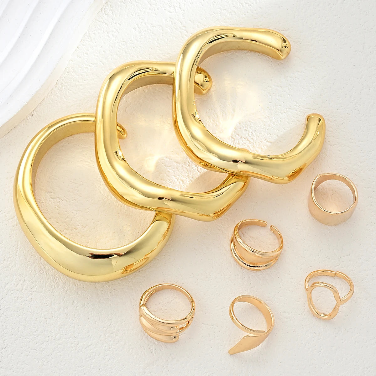 8 Pcs Vintage Chunky Gold Plated Jewelry Set for Women Geometric Stack Bangle Bracelets and Ring Set Statement Jewelry Gift 2026
