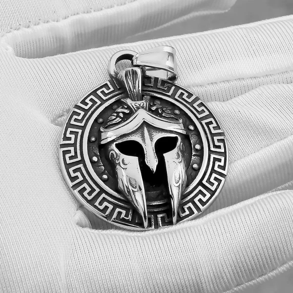 Viking Spartan Warrior Mask Necklace Stainless Steel Men Hip Hop Punk Amulet Pendant Necklace Vintage Warrior Jewelry Wholesale