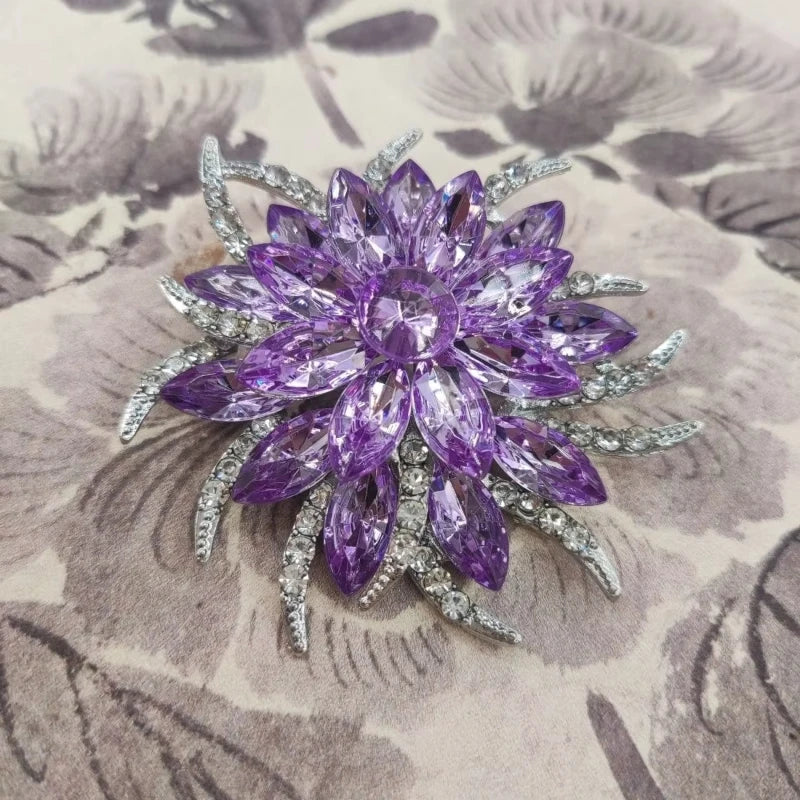 Women's Luxury Crystal Sunflower Brooch – Statement Lapel Pin