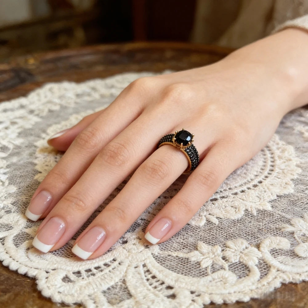 Luxury Gold & Black Stone Pavé Bridal Ring Set for Women