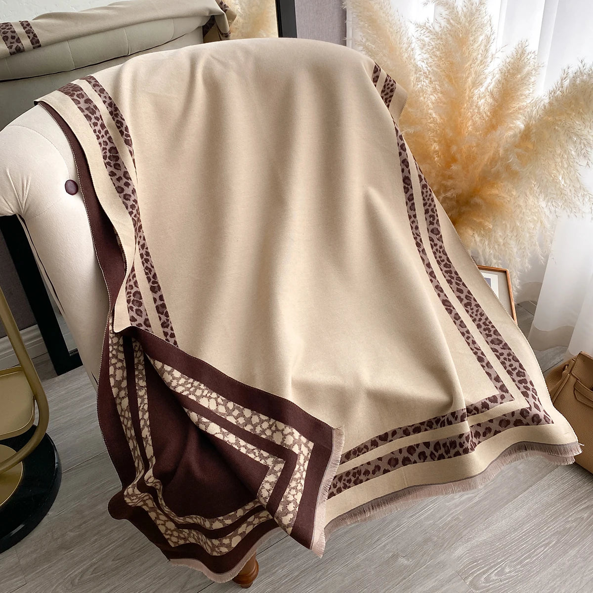 Women Winter Warm Luxury Imitation Cashmere Scarves Solid color Fashion Shawl Wrap Ladies Blanket Foulard Pashmina Bandana Scraf