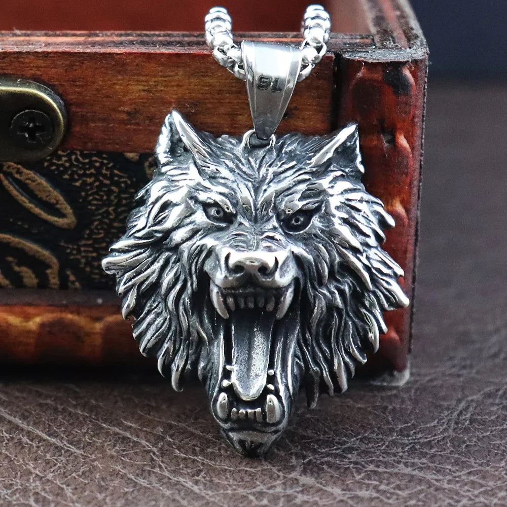 New Fashion Domineering Lion Necklaces Stylish man Stainless Steel Animal Pendant Punk Biker Amulet Gifts Accessories Jewelry