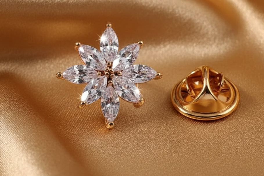 Trendy Brooch Pin Star Plated High Grade Zircon Unisex