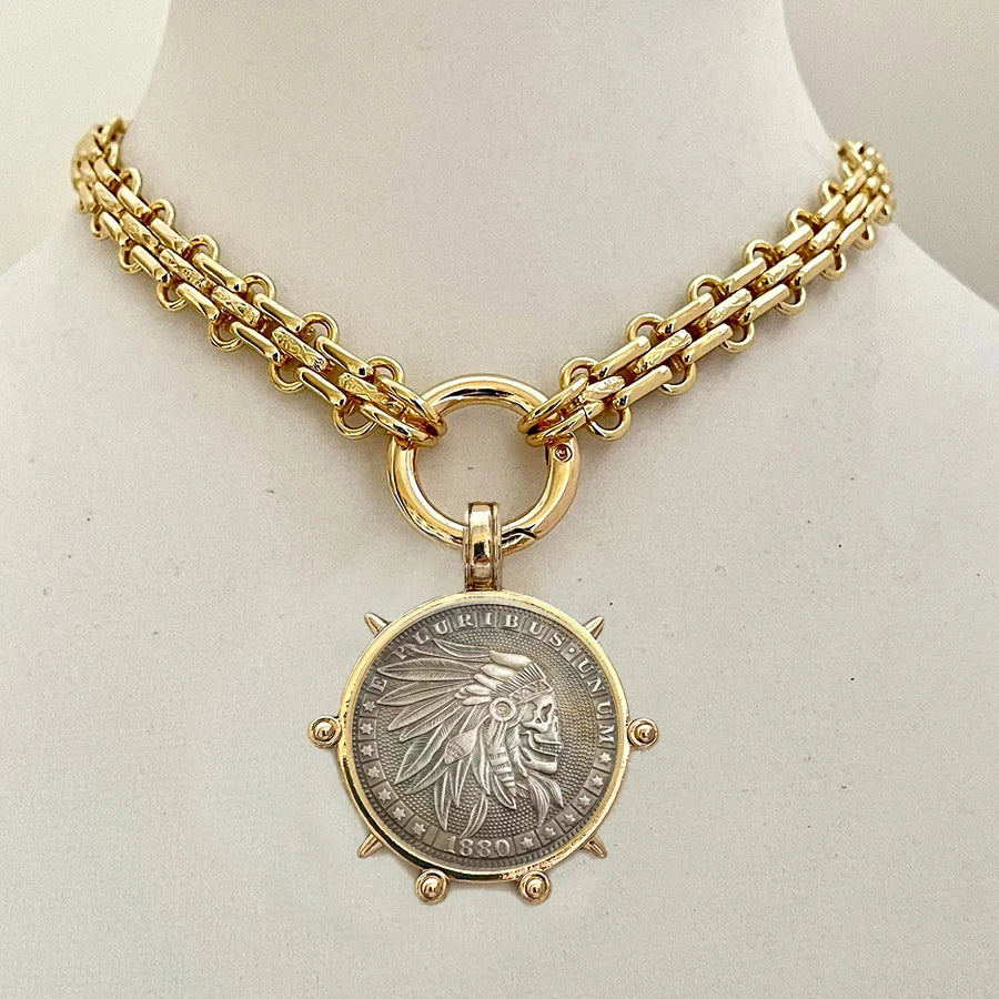 Hyperbole Gothic Cuban Chunky Necklace for Women Vintage Queen Coin Pendant Necklace Statement Hip hop Jewelry