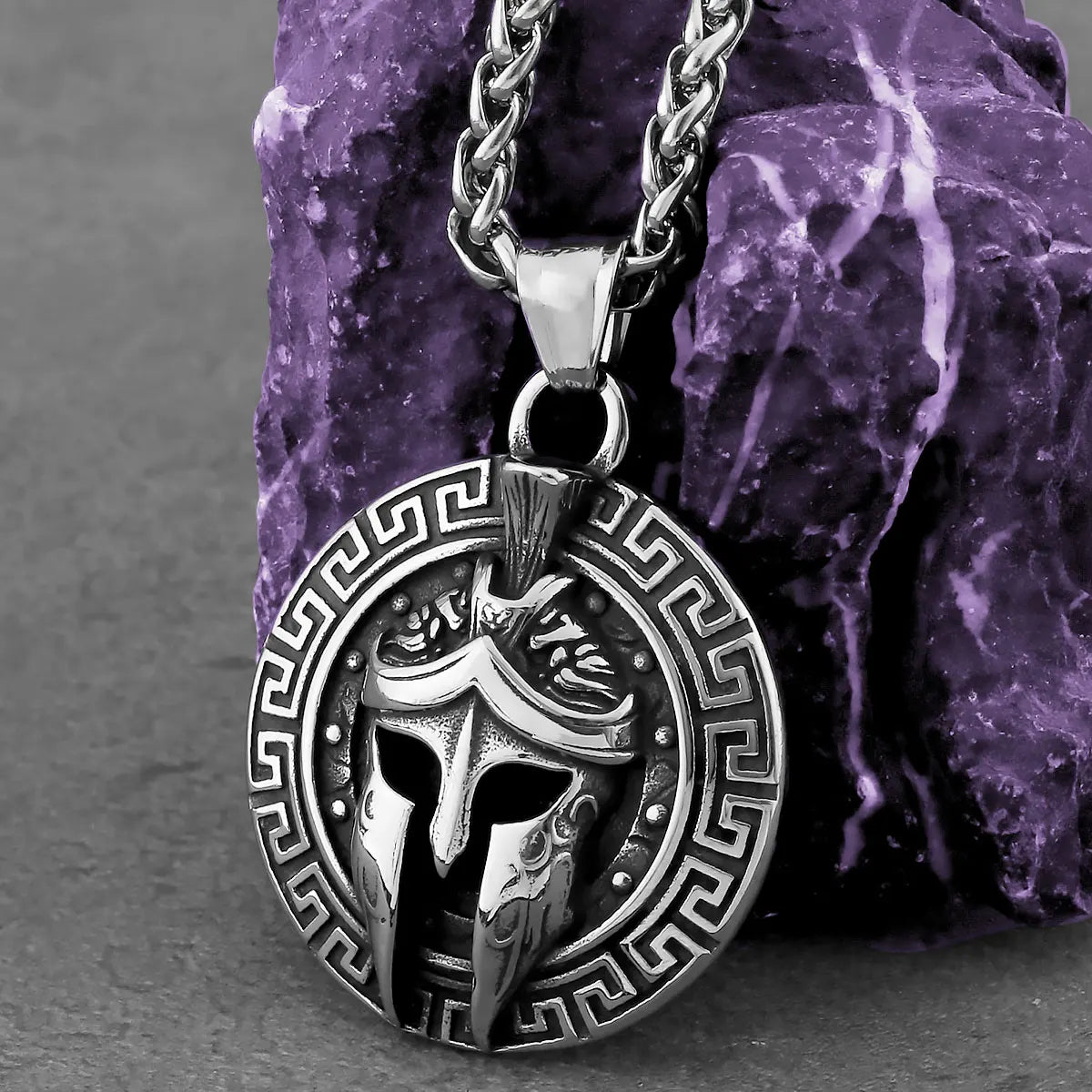Viking Spartan Warrior Mask Necklace Stainless Steel Men Hip Hop Punk Amulet Pendant Necklace Vintage Warrior Jewelry Wholesale